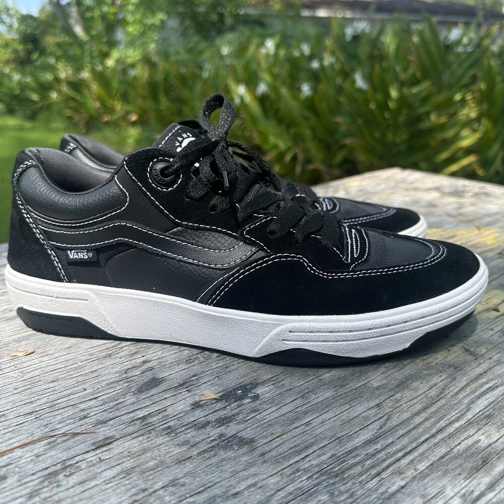VANS SKATE ROWAN 2 BLACK WHITE Men’s 9.5 VR3 SKATE SHOES Sneakers